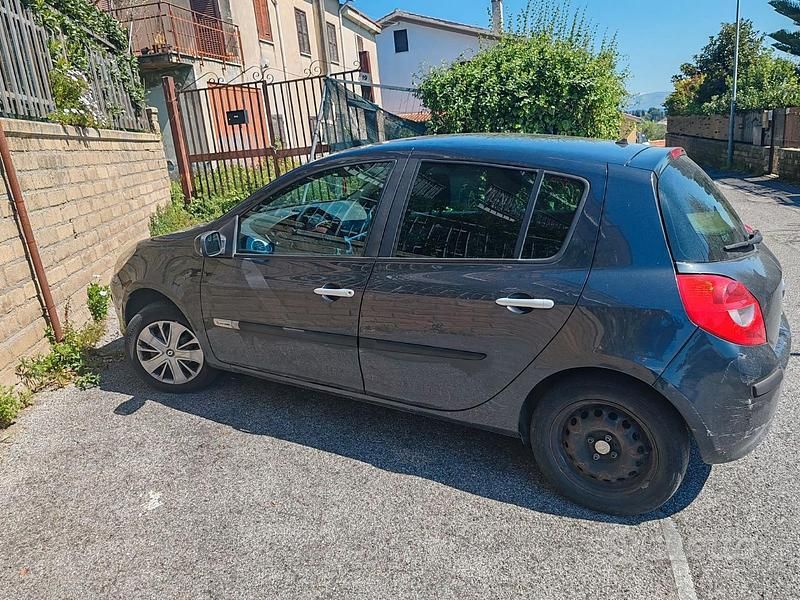 Usata Renault Clio II Rip Curl 2008 Grigio Utilitaria