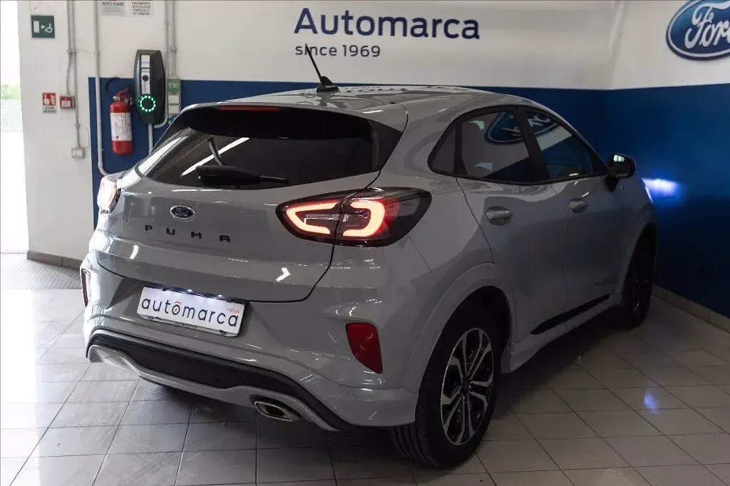 Usata Ford Puma ST-Line 125 CV (91 kW) 2024 Grigio SUV