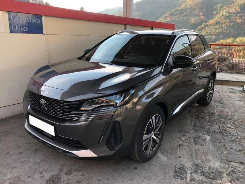 Usata Peugeot 3008 131 CV (96 kW) 2020 SUV