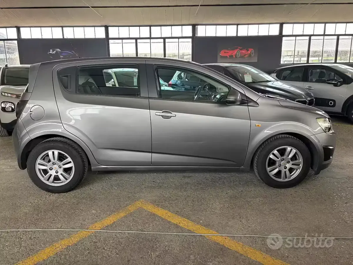 Usata Chevrolet Aveo LTZ 86 CV (63 kW) 2012 Grigio Berlina