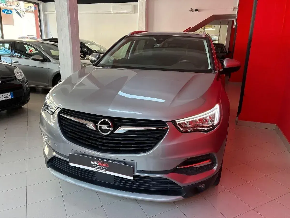 Usata Opel Grandland X Innovation 131 CV (96 kW) 2020 Argento SUV