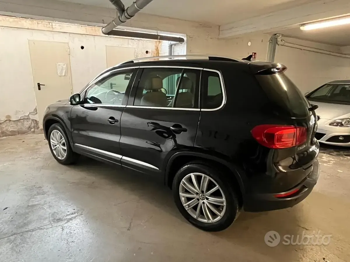 Usata VW Tiguan 170 CV (125 kW) 2012 Nero SUV