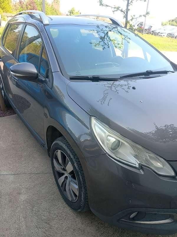 Usata Peugeot 2008 Access 99 CV (72 kW) 2016 Grigio SUV