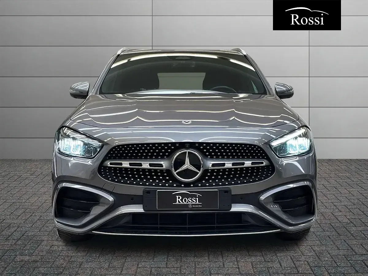 Gebraucht Mercedes GLA200 Advanced Plus 150 PS (110 kW) 2024 Silber SUV