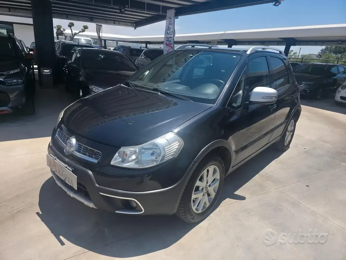 Usata Fiat Sedici Emotion 135 CV (99 kW) 2014 Nero SUV