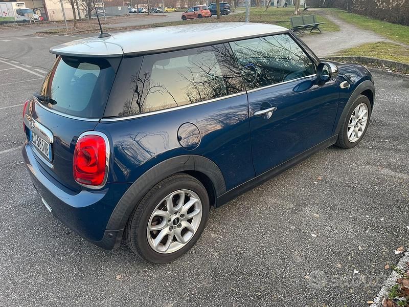 Usata Mini Cooper D 116 CV (85 kW) 2014 Blu Utilitaria