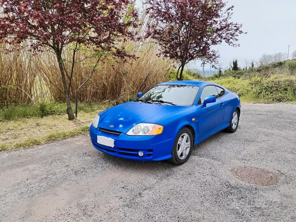 Usata Hyundai Coupé 105 CV (77 kW) 2002 Bluazzurro Coupé