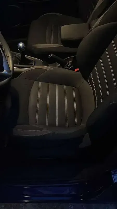 Usata Alfa Romeo Giulietta Ti 120 CV (88 kW) 2021 Blu/azzurro Berlina