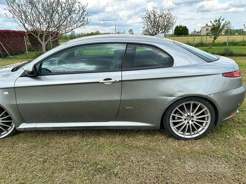 Usata Alfa Romeo GT 2005 Grigio Coupé