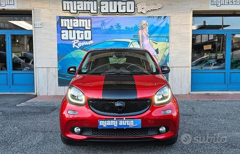 Usata Smart ForFour Prime 89 CV (65 kW) 2019 Rosso Utilitaria