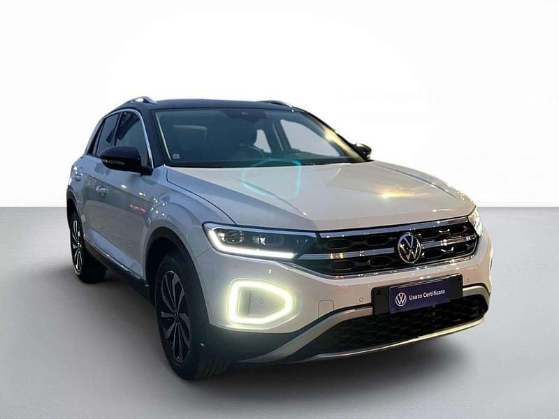 Pure white nero Usata 2023 VW T-Roc Style SUV | 22.400 € (Buon prezzo) - Immagine 1/4