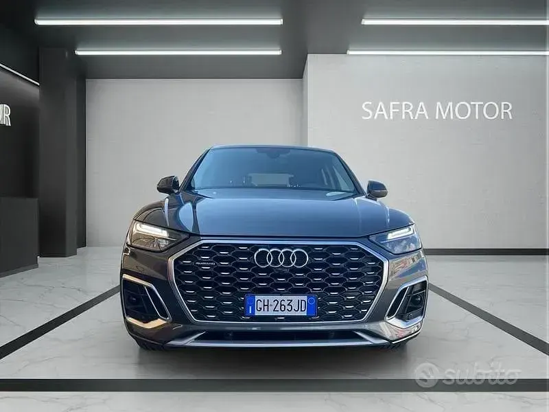Usata Audi Q5 Sportback S-Line 203 CV (149 kW) 2021 Grigio SUV