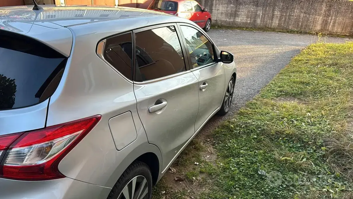 Usata Nissan Pulsar 110 CV (80 kW) 2018 Grigio Berlina