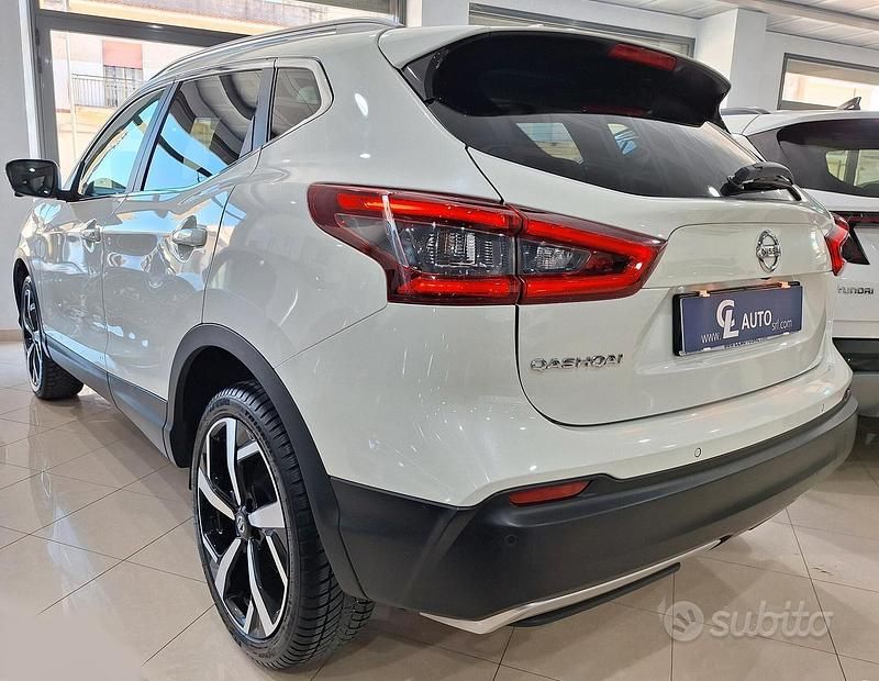 Usata Nissan Qashqai Tekna+ 110 CV (80 kW) 2017 Bianco SUV