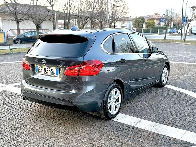 Usata BMW 216 Active Tourer Luxury Line 116 CV (85 kW) 2015 Argento Monovolume