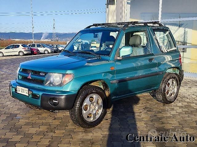 Verde Usata 2000 Mitsubishi Pajero Select SUV | 8500 € - Immagine 1/4