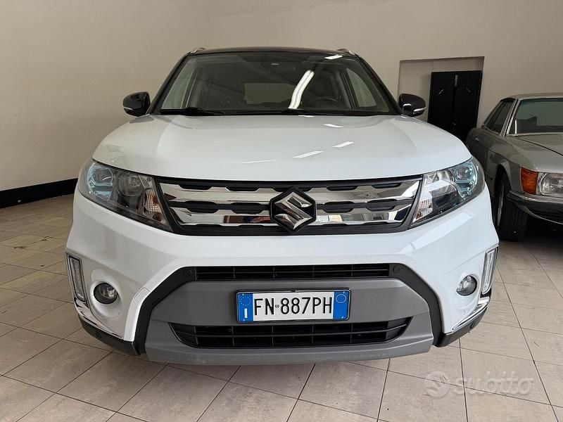 Usata Suzuki Vitara 120 CV (88 kW) 2018 Bianco SUV