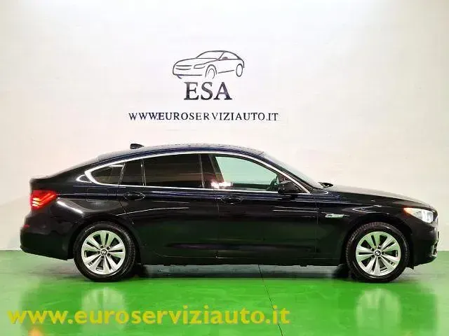Usata BMW 530 Gran Turismo 244 CV (179 kW) 2011 Nero Coupé