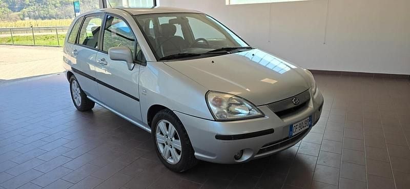 Usata Suzuki Liana Limited 103 CV (75 kW) 2003 Argento Monovolume