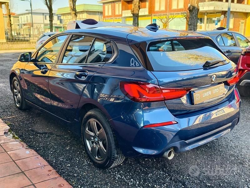 Usata BMW 118 Advantage 136 CV (100 kW) 2022 Blu Utilitaria