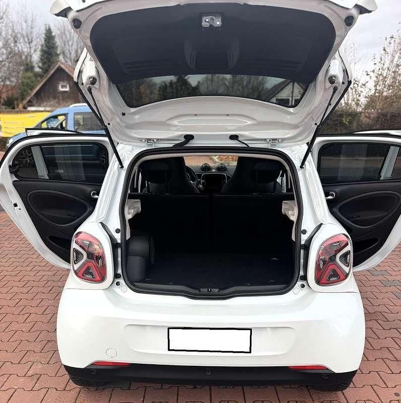 Usata Smart ForFour Passion 95 CV (69 kW) 2021 Bianco Utilitaria