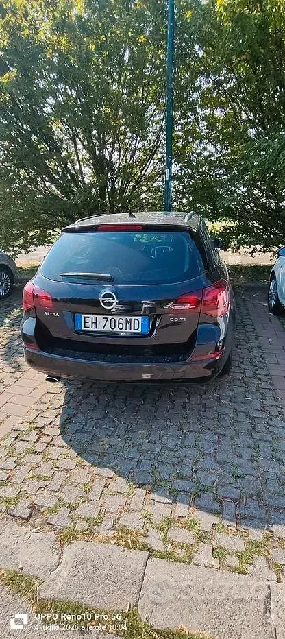 Usata Opel Astra 160 CV (117 kW) 2011 Station wagon