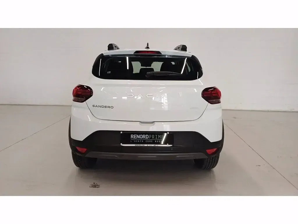 Usata Dacia Sandero Expression 101 CV (74 kW) 2024 Bianco Berlina