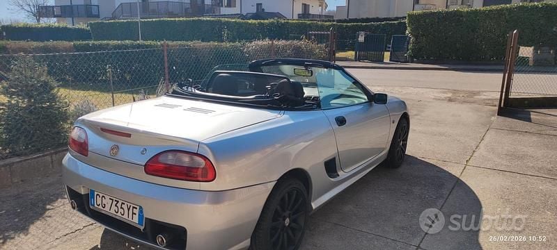 Usata MG TF 116 CV (85 kW) 2003 Grigio Cabrio