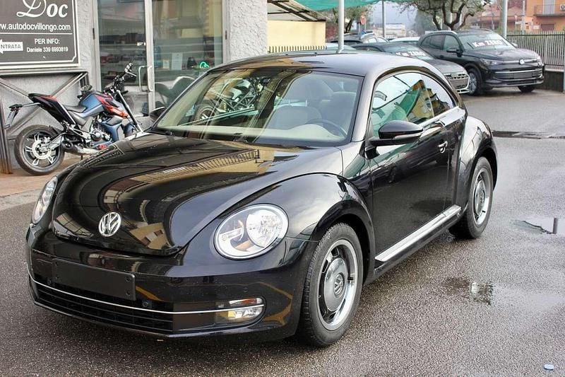 Usata VW Beetle Cabriolet Design 105 CV (77 kW) 2013 Nero Cabrio