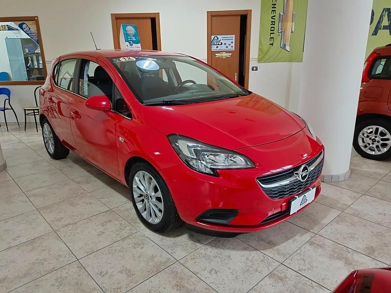 Usata Opel Corsa 95 CV (69 kW) 2017 Rosso Berlina