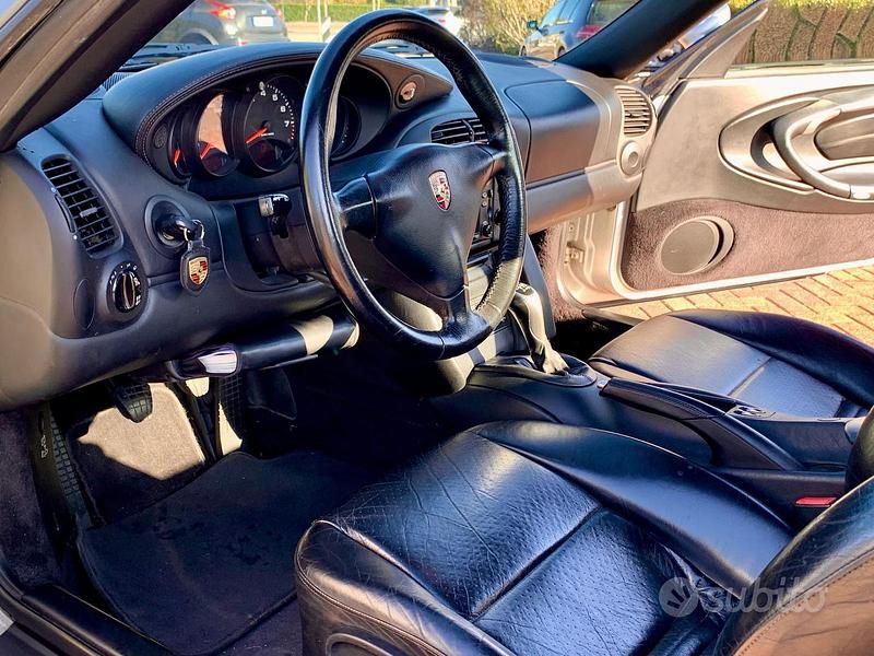 Usata Porsche 911 Carrera Cabriolet 2001 Grigio Cabrio