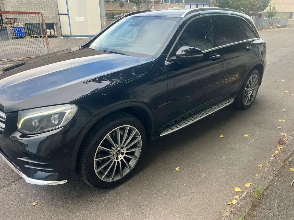 Usata Mercedes GLC250 Premium 204 CV (150 kW) 2017 Nero SUV