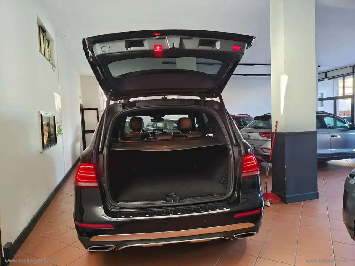 Usata Mercedes GLE250 Exclusive 204 CV (150 kW) 2017 Nero SUV