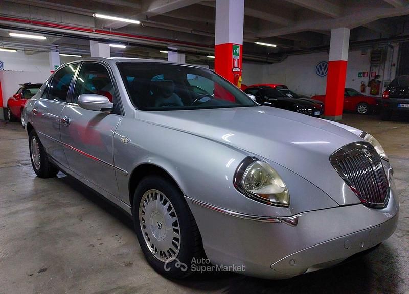 Usata Lancia Thesis 185 CV (136 kW) 2002 Argento Berlina