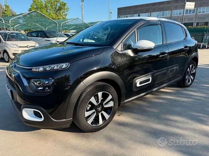 Usata Citroën C3 Shine 102 CV (75 kW) 2024 Nero Berlina