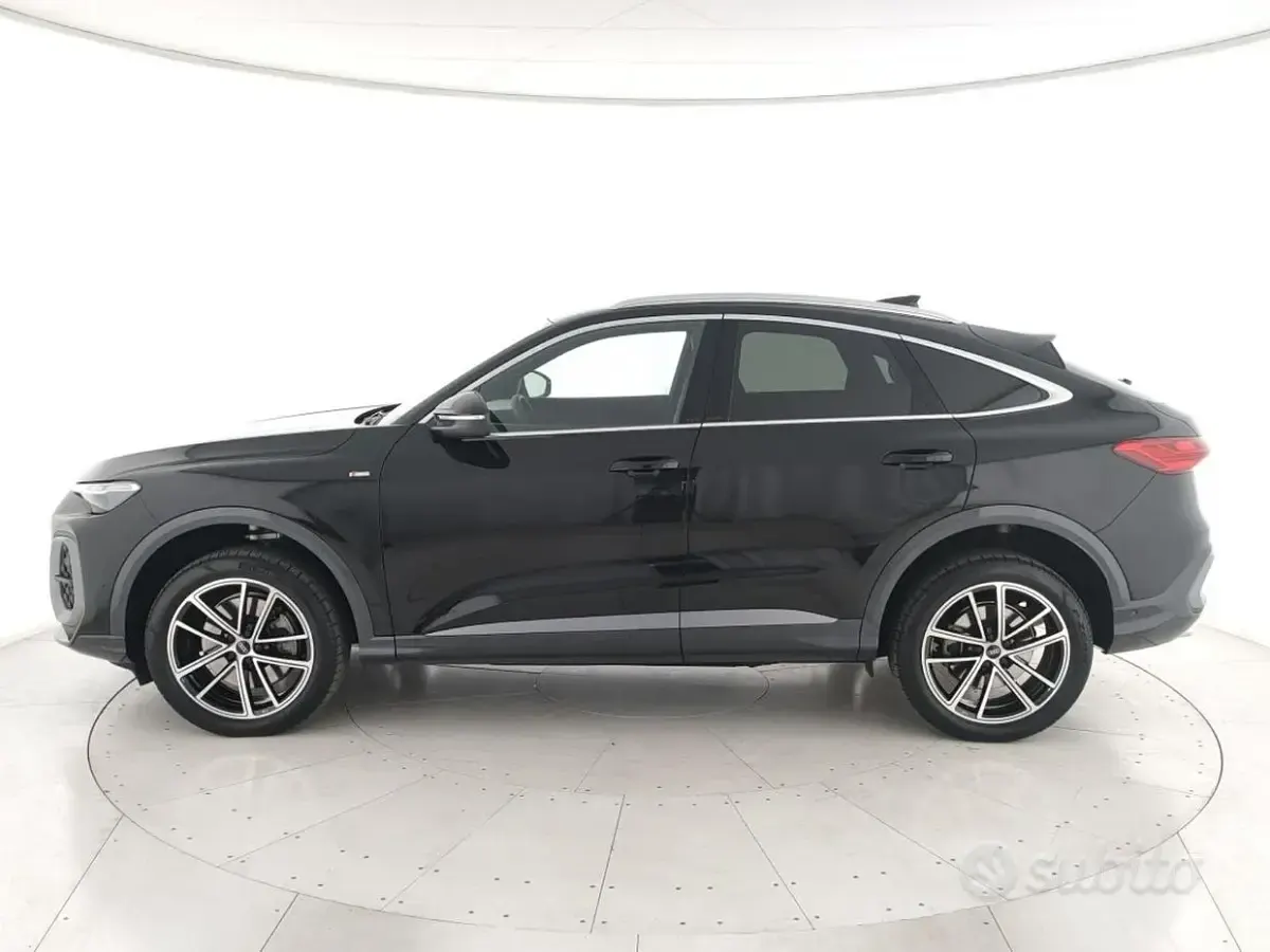 Usata Audi Q5 Sportback S-Line 204 CV (150 kW) 2025 Nero mythos SUV