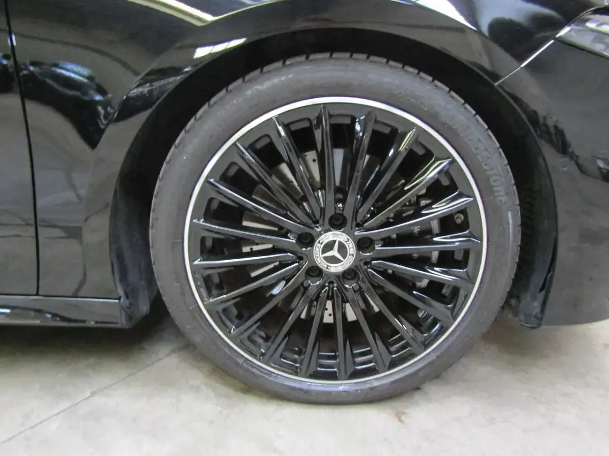 Usata Mercedes A250 AMG Line Premium Plus 224 CV (164 kW) 2024 Nero metallizzato Berlina