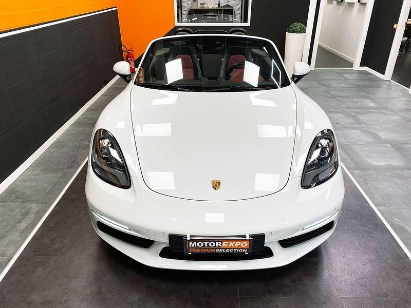 Usata Porsche 718 Boxster 300 CV (220 kW) 2016 Bianco Cabrio