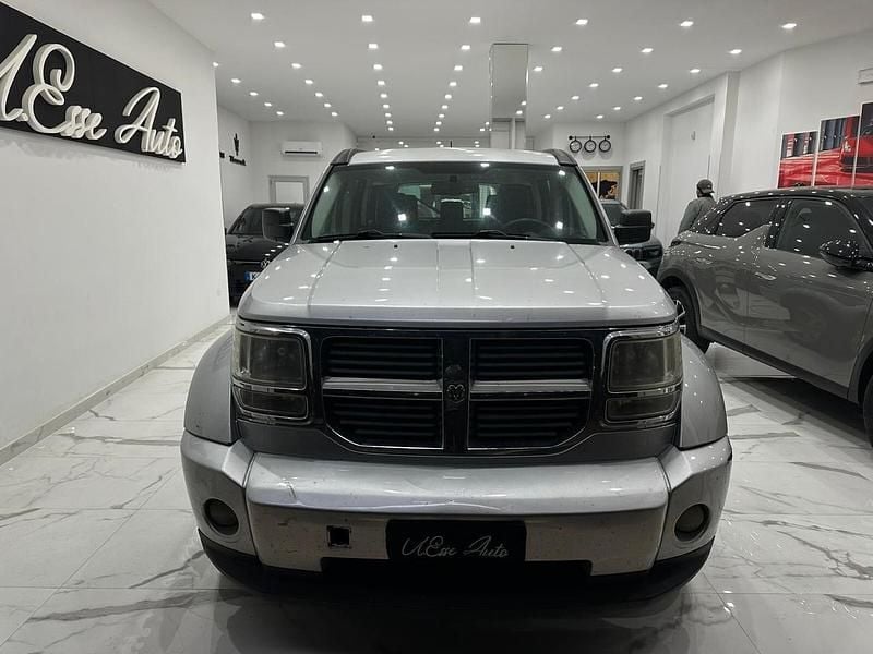 Usata Dodge Nitro SXT 176 CV (129 kW) 2008 Grigio SUV