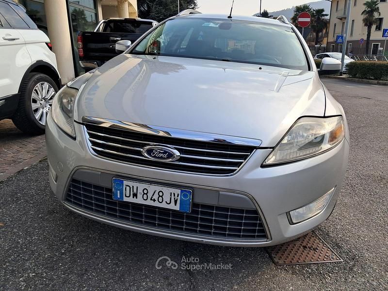Usata Ford Mondeo 140 CV (102 kW) 2009 Argento Station wagon