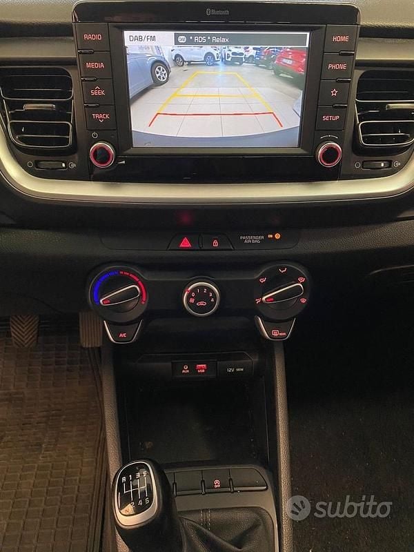 Gebraucht Kia Stonic Style 110 PS (80 kW) 2018 Grau SUV