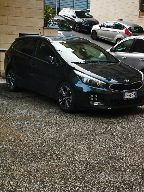 Usata Kia Ceed Sportswagon GT-Line 136 CV (100 kW) 2016 Nero Station wagon