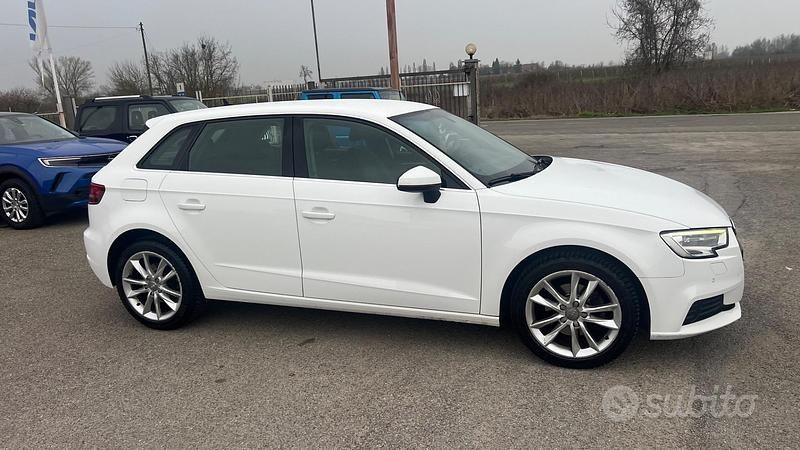 Usata Audi A3 115 CV (84 kW) 2019 Bianco Berlina