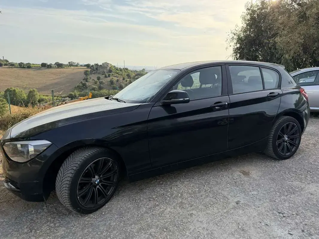 Usata BMW 118 143 CV (105 kW) 2015 Utilitaria