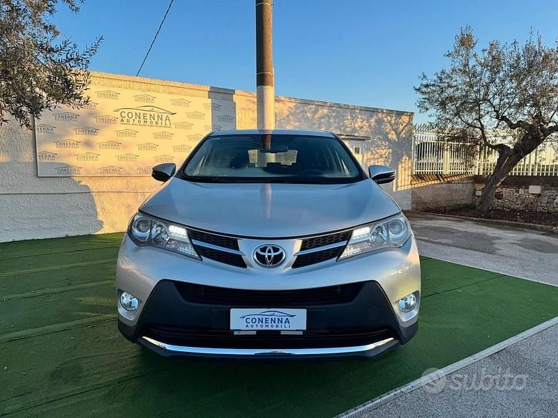 Usata Toyota RAV4 Lounge 149 CV (109 kW) 2013 Grigio SUV