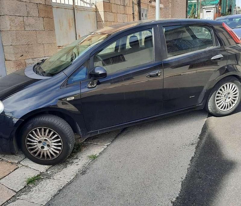 Usata Fiat Grande Punto Dynamic 90 CV (66 kW) 2007 Utilitaria
