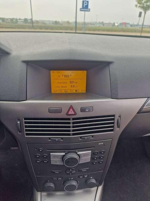 Usata Opel Astra Cosmo 105 CV (77 kW) 2006 Blu/azzurro Station wagon