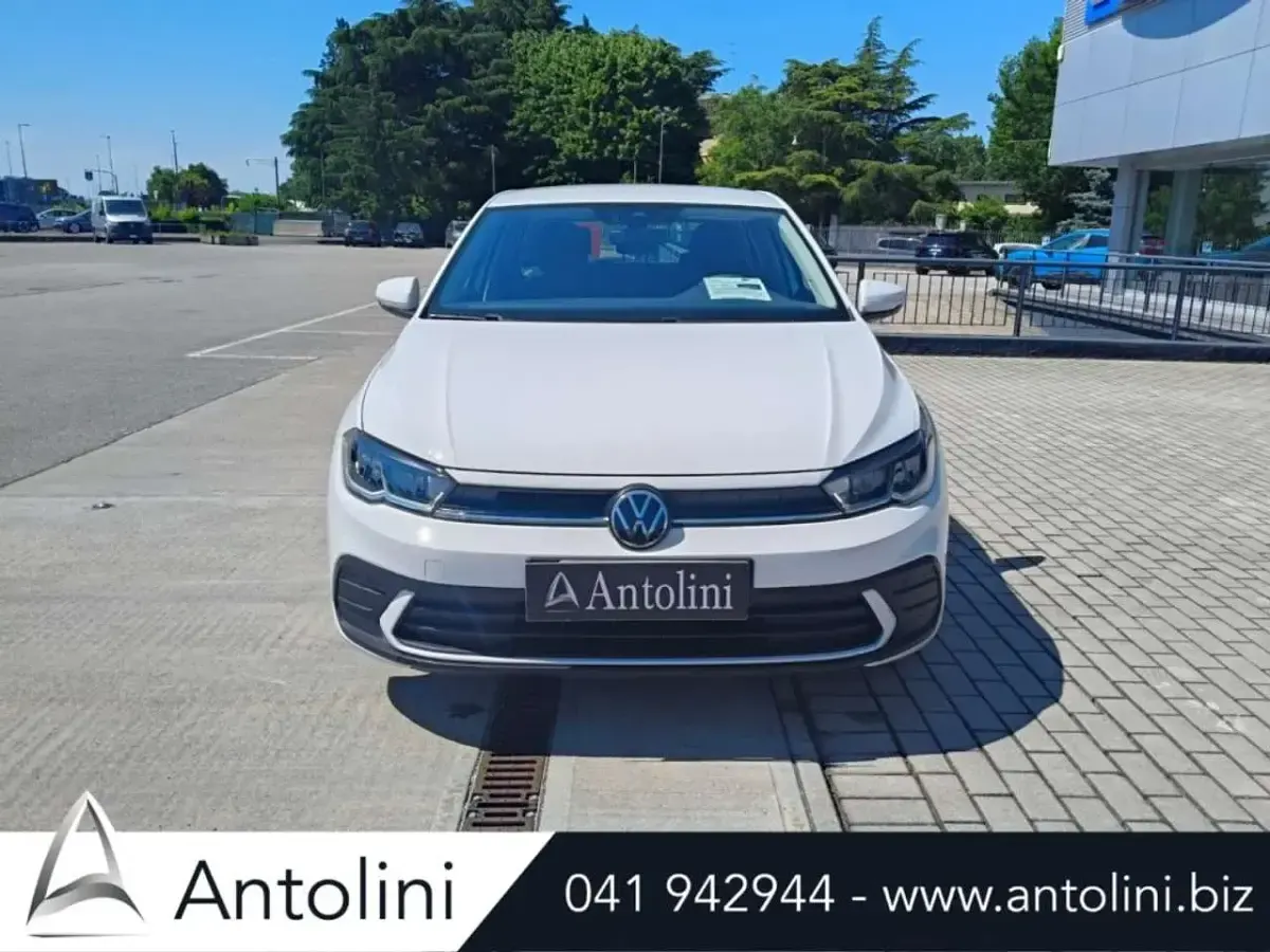 Usata VW Polo 80 CV (58 kW) 2022 Bianco Utilitaria
