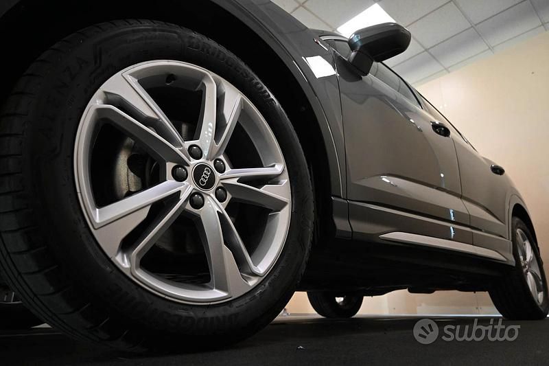 Usata Audi Q3 S-Line 149 CV (109 kW) 2024 Grigio SUV