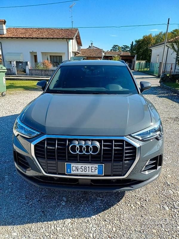 Usata Audi Q3 Advanced 200 CV (147 kW) 2021 Grigio SUV